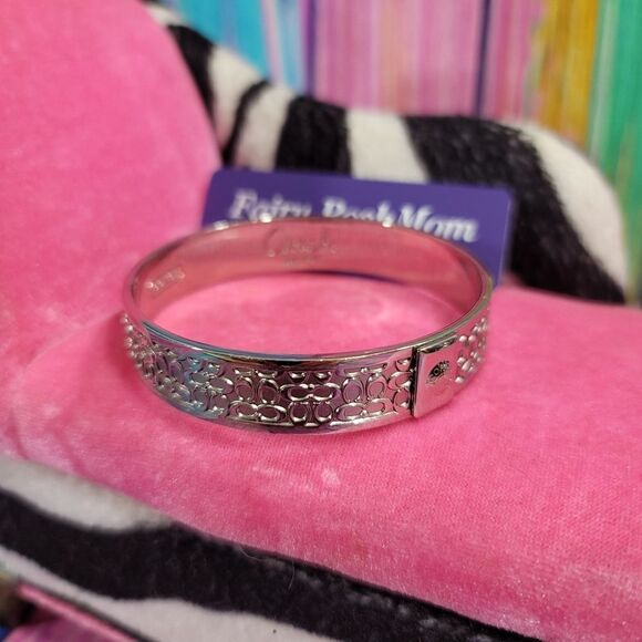 Coach Signature Kissing C's Bangle Bracelet - Picture 9 of 10